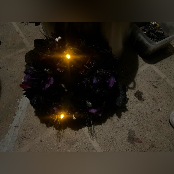 Halloween wreath - Picture 10 of 11